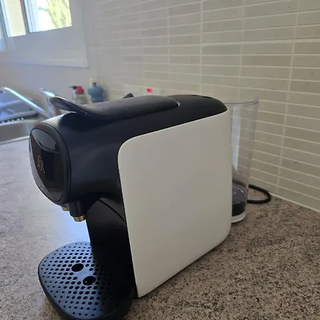Natasha's Sun Escape Apartment