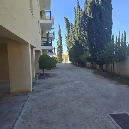 Natasha's Sun Escape Apartment *